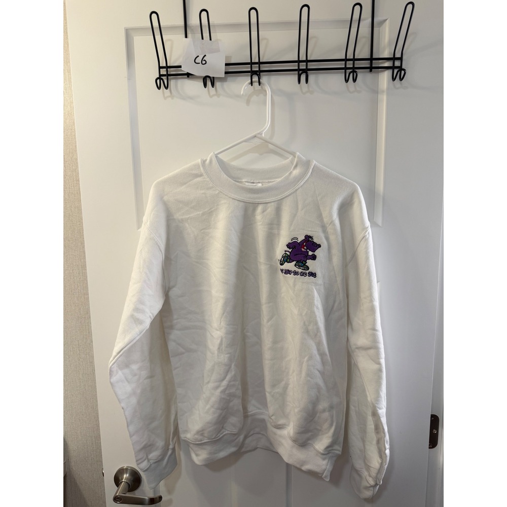 Gildan Heavy Blend White Crewneck Sweatshirt Go Hippo Go Embroidered Small